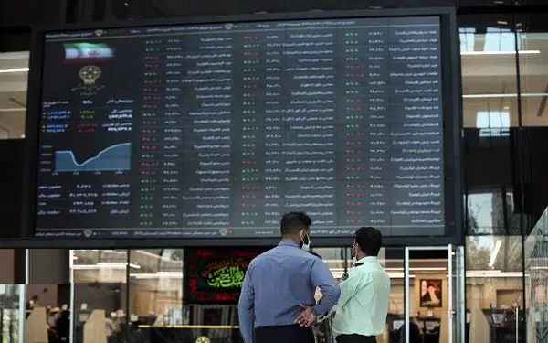 بورس تا پایان سال صعودی است یا نزولی؟
