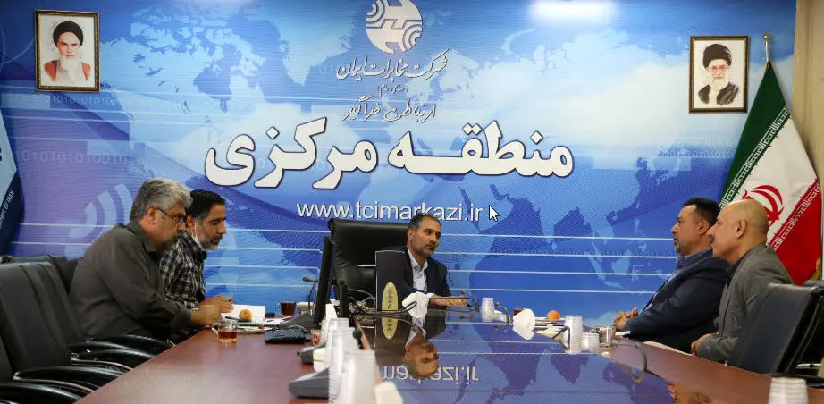 دیدار مدیر مخابرات منطقه مرکزی با شهردار مامونیه


