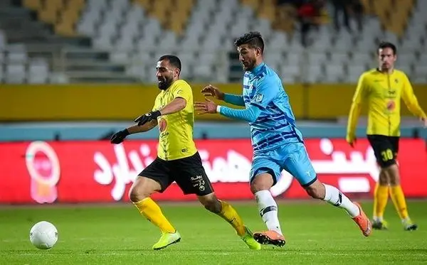 پرسپولیس بی سر و صدا به دنبال آقای گل فعلی لیگ