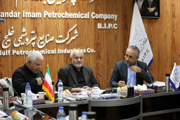 جلسه هم‌اندیشی در راستای بررسی تسریع در روند تکمیل پروژه فاضلاب شهری ماهشهر با مشارکت پتروشیمی بندرامام برگزار شد
