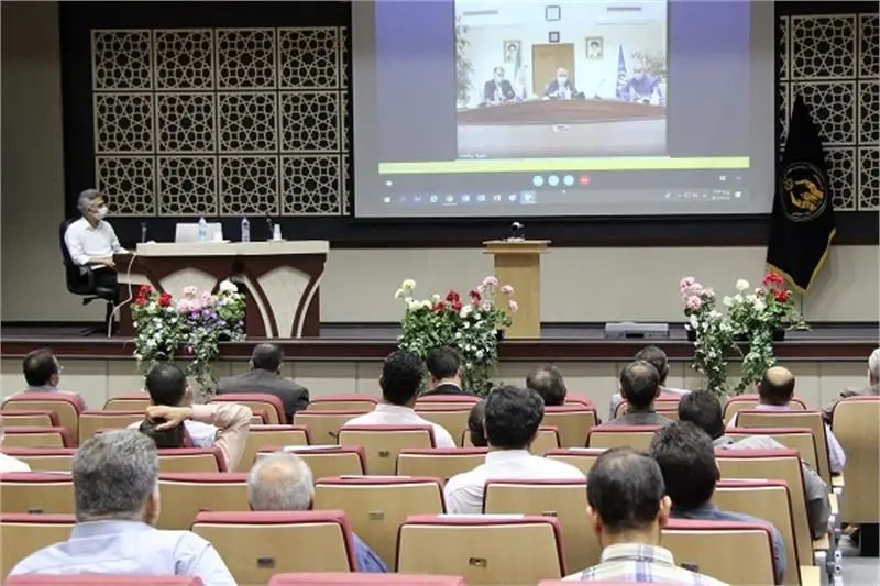 توزیع غذا و بسته معیشتی در نیمه‌شب‌های ماه رمضان کار بزرگی است، کمیته امداد را سرافزار کردید

