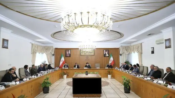 دغدغه‌ها و مشکلات پیش روی نخبگان علمی رفع شود

