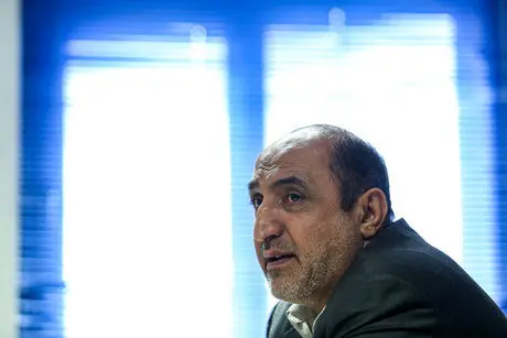 سرپرست شهرداری تهران فقط باید از کارمندان رسمی این مجموعه باشد