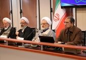  نشست شهردار منطقه ۱۶؛ با خانواده های معظم شهدا و ایثارگران و "رونمایی از مجموعه کتابهای همراز با شقایق محلات نه گانه"