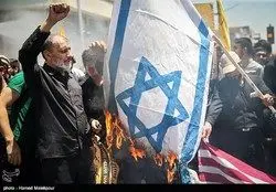 حضور فرزند رهبر انقلاب در روز قدس+عکس