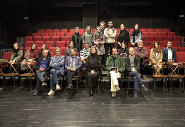 برگزاری نشست هماندیشی اعضای انجمن عکاسان خانه تئاتر