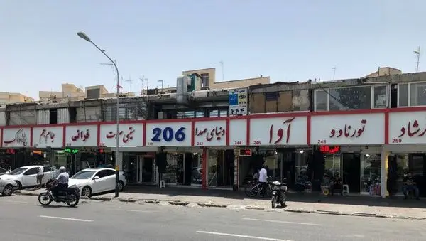 فروش یواشکی برچسب دودی خودرو/ ماشین بازان مراقب باشند