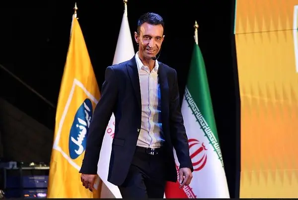 امیدوارم امسال استقلال قهرمان شود /ترافیک خط حمله وحشتناک است