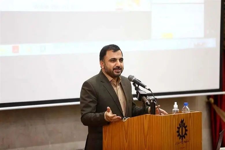 دولت سیزدهم به دنبال استفاده حداکثری از فناوری اطلاعات برای حل مشکلات کشور است
