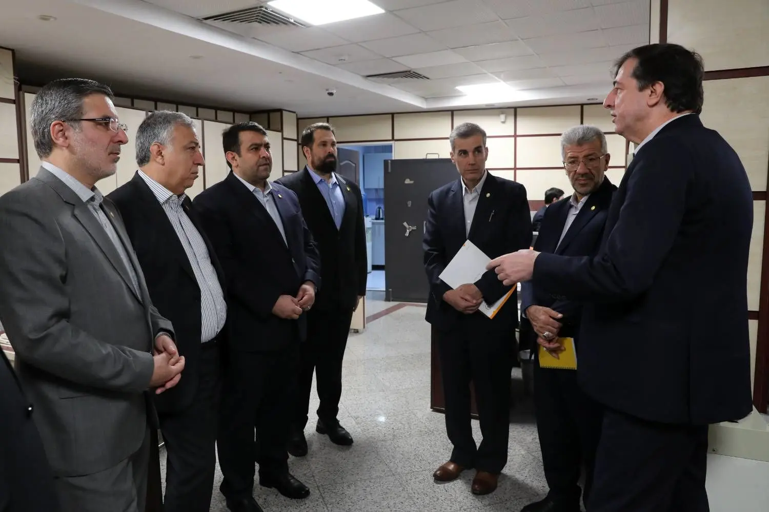 آمادگی کامل بانک ملی ایران برای مشارکت گسترده و همه‌جانبه در توسعه اقتصادی استان زنجان

