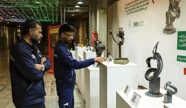 برپایی نمایشگاه دستسازههای فلزی در فولاد مبارکه