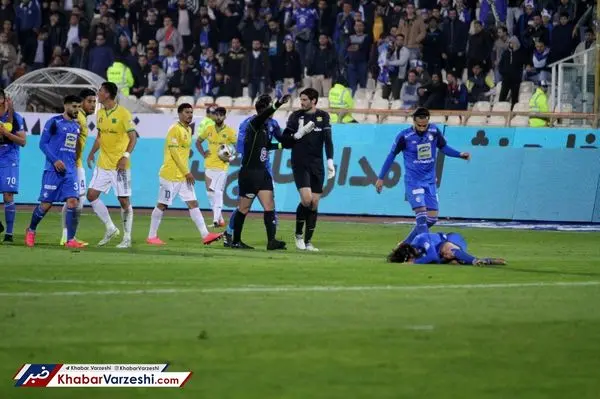 جنجال گلر پرسپولیسی مقابل استقلال + عکس