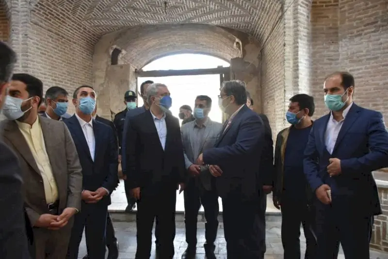 بازدید وزیر میراث‌فرهنگی، گردشگری و صنایع‌دستی از بازار شمس‌السلطنه نراق
