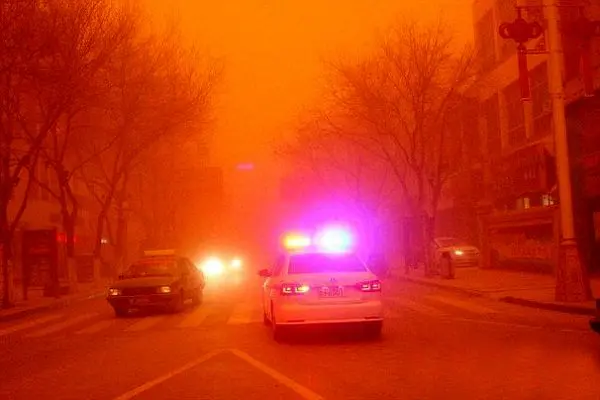 طوفان شن بی نظیر و تاریخی + عکس