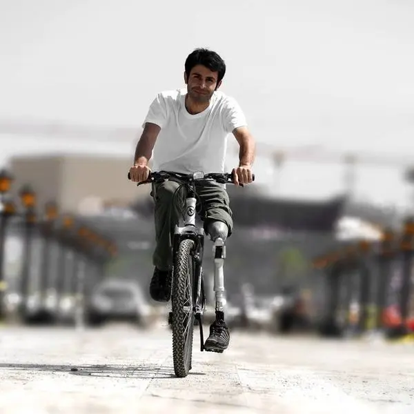 ساخت مفصل زانویی برای دوچرخهسواران معلول