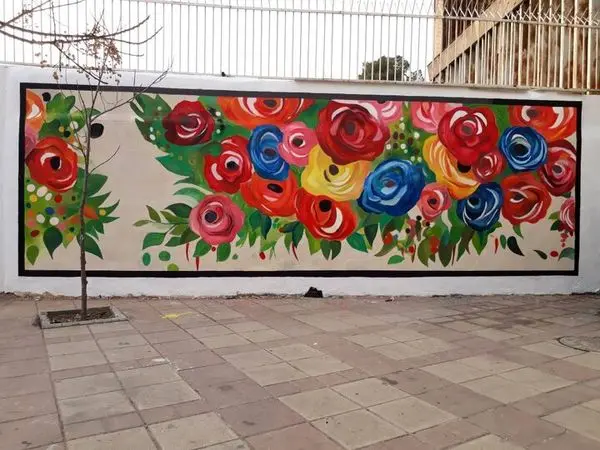 ۲۶۵ متر مربع از جداره‌های خیابان کارگر نقاشی شد