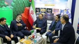 بازدید مدیر عامل شرکت نفت ایرانول از ششمین نمایشگاه زنجیره ارزش صنایع لاستیک