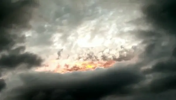 رویت یک پدیده در هندوستان! + عکس