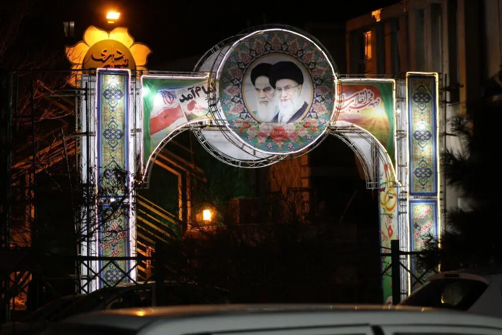 نصب طاق نصرت در معابر منطقه 3 