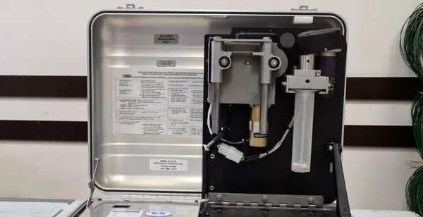 برای نخستین بار در کشور دو دستگاه آزمایشگاهی پالایشگاه اصفهان طراحی و بازسازی شد

