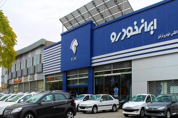 تحویل خودرو در نمایندگیها با پلاک از الزامات مهم خودروسازان است