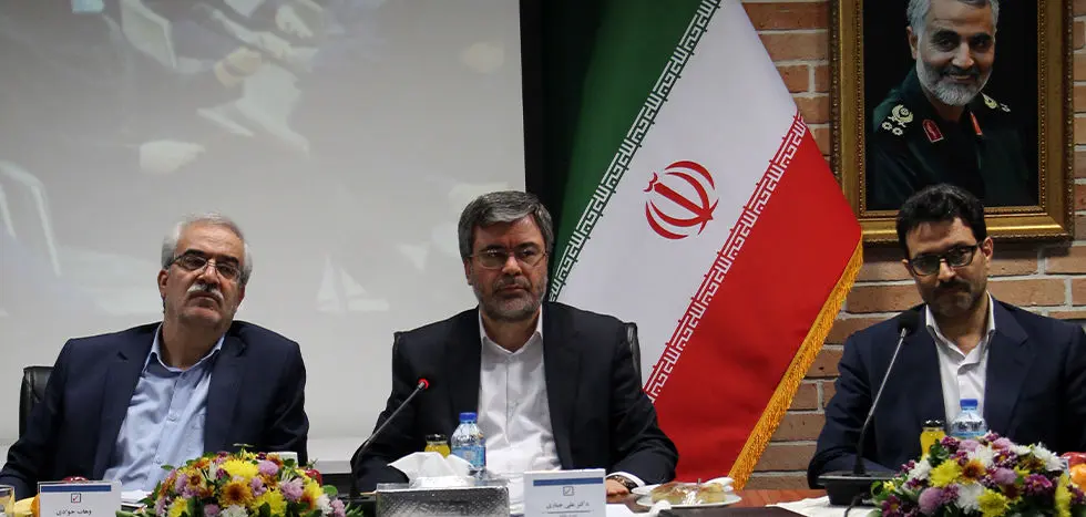 نقش نیروی انسانی متخصص در مسیر رشد بیمه رازی انکار ناپذیر است

