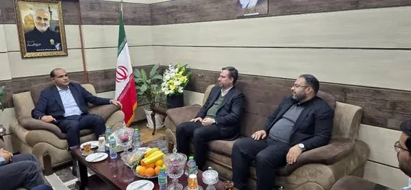 مدیرعامل پازارگاد با فرماندار عسلویه دیدار کرد