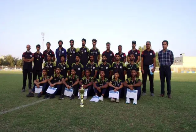 جام قهرمانی به فولاد هرمزگان رسید

