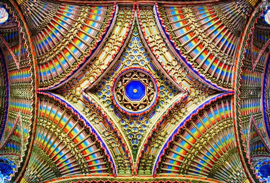 
تنها قلعه ایتالیا با معماری هنر ایرانی‌ اسلامی +عکس
