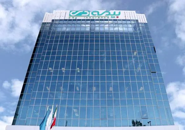 کسب بهترین نسبت هزینههای بیمهگری به حق بیمه صادره در بین تمام شرکتهای بیمهگری