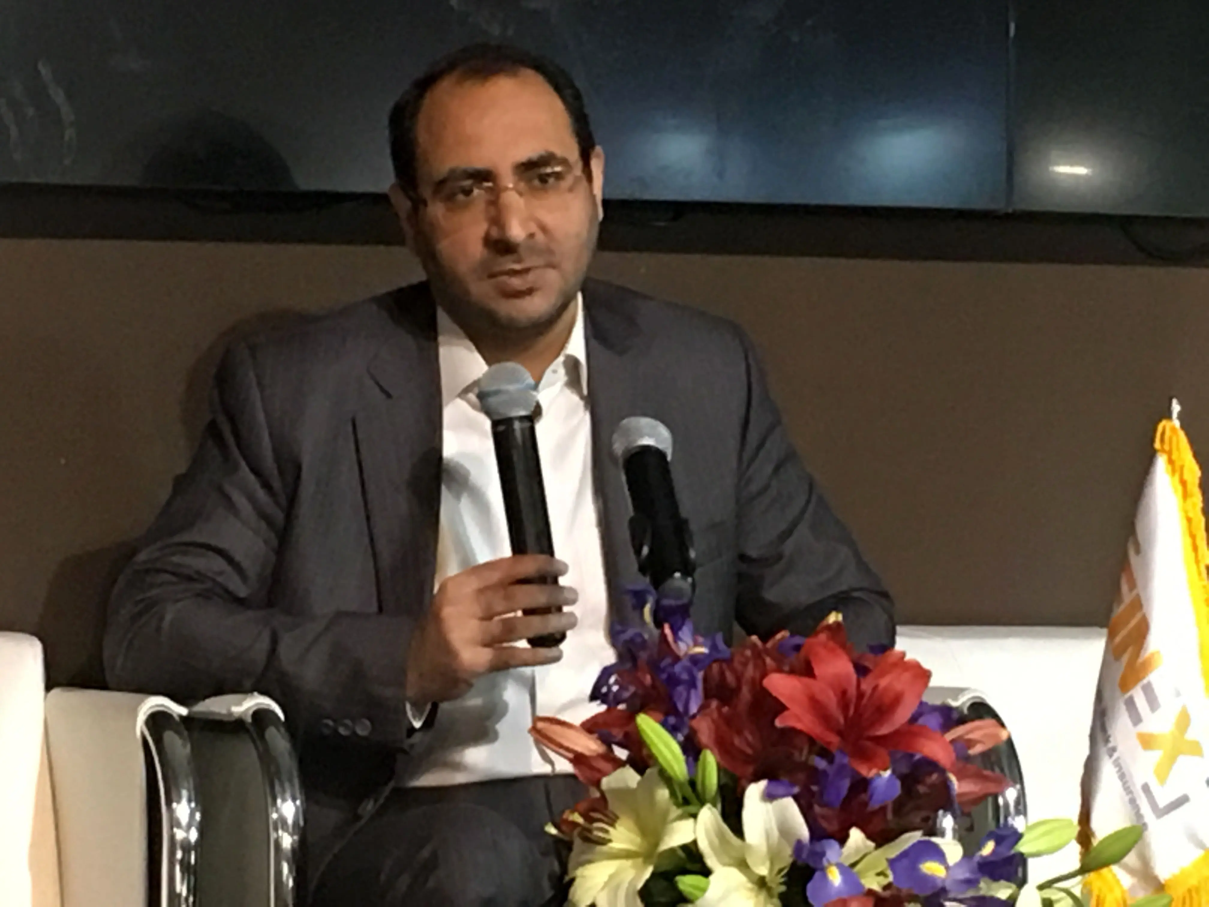 عرضه نفت خام در بورس انرژی الزام قانونی دارد