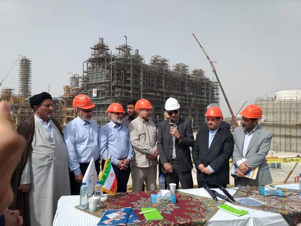 پتروشیمی گچساران  دهه فجر امسال به بهره برداری می رسد