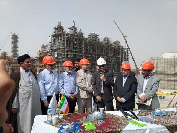 پتروشیمی گچساران  دهه فجر امسال به بهره برداری می رسد