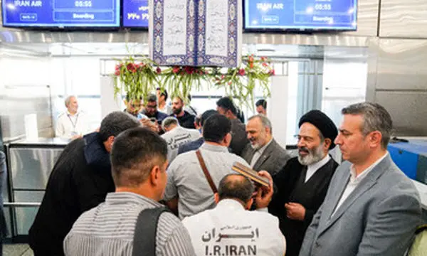 اعزام زائران ایرانی به حج آغاز شد

