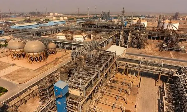 تمدید گواهینامه‌های سیستم مدیریت کیفیت و انرژی در شرکت پتروشیمی اروند

