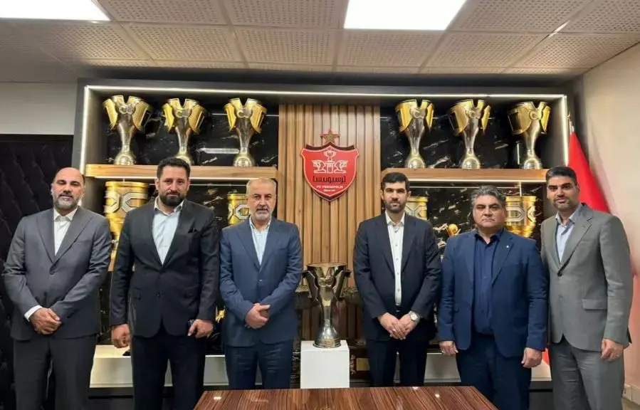 بررسی کاندیداهای سرمربیگری پرسپولیس در جلسه هیات مدیره