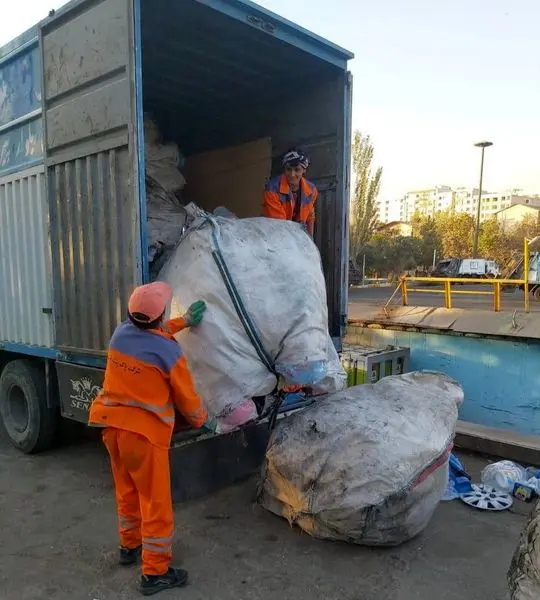 کسب رتبه عالی منطقه ۴ تهران در مدیریت پسماند