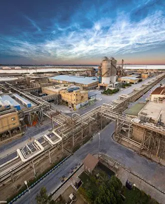 ثبت رکورد جدید تولید محصولات پلی‌اتیلن ترفتالات در پتروشیمی شهید تندگویان