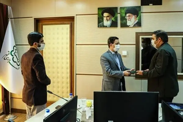 اعضای هیئت مدیره خانه مطبوعات با شهردار قم دیدار کردند

