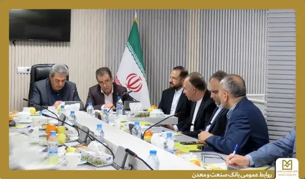 آغاز فصل جدید همکاری میان بانک صنعت و معدن و خانه صمت خراسان رضوی