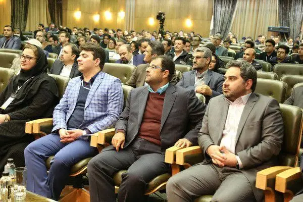 استقبال مدعوین و مدیران ارشد شهری از غرفه سازمان بهشت زهرا(س)