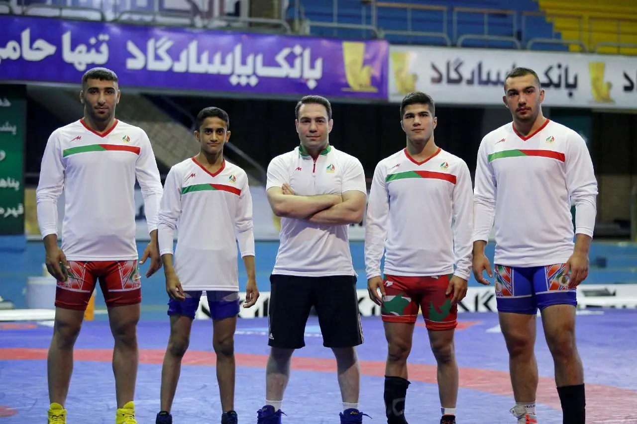 آزاد و فرنگی کاران ایران راهی آرژانتین شدند