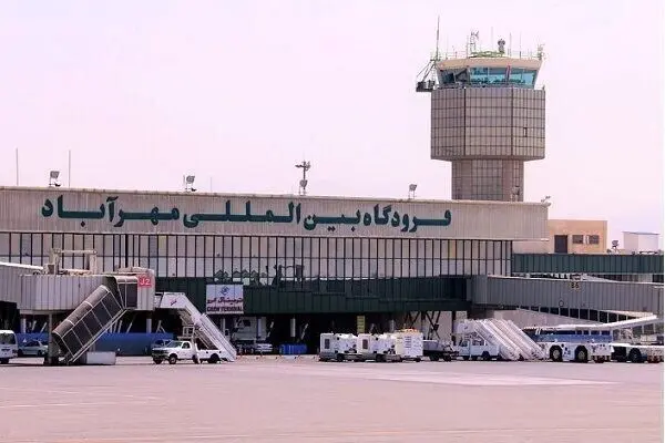 تمدید لغو پروازها تا ساعت ۱۵ امروز

