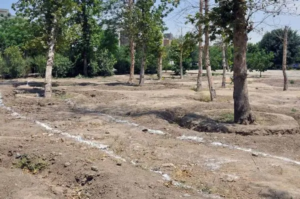 آغاز عملیات احداث بوستان سردار سلیمانی در منطقه 17