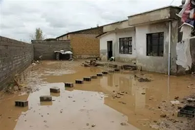 بانک قرضالحسنه مهر ایران خسارت خانههای روستایی آسیبدیده از سیل خراسان جنوبی را پرداخت میکند