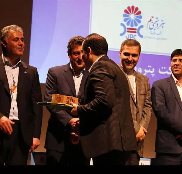 پتروشیمی جم در میان ۱۷۶شرکت رتبه دوم جایزه استاندارد 34000 را کسب کرد
