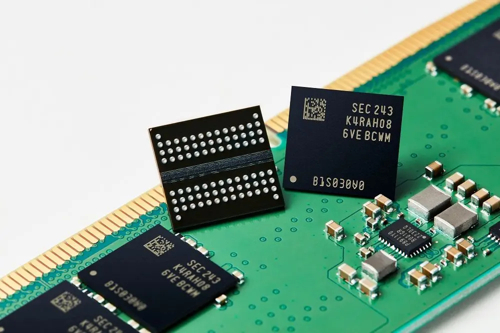 سامسونگ تولید انبوه حافظه‌های رم 12 نانومتری DDR5 DRAM را آغاز کرد