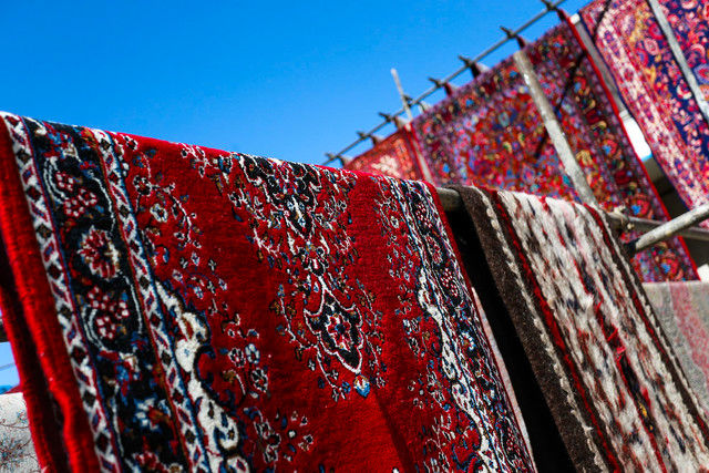 تخلف ۲۰۰ هزار تومانی برای شستن ۱۰ متر فرش!
