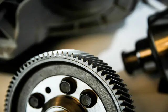 تولید نیمی از کالاهای صنعتی کاهش یافت