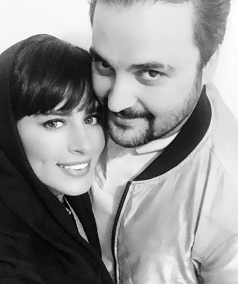 ژست عاشقانه آقای بازیگر مشهور و همسرش+عکس
